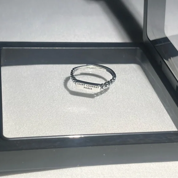 Saint Laurent Silver Chain Ring - Picture 1 of 3